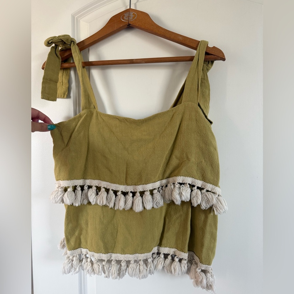 Entro Green Tassel Trim Ruffle Women's Tank Top